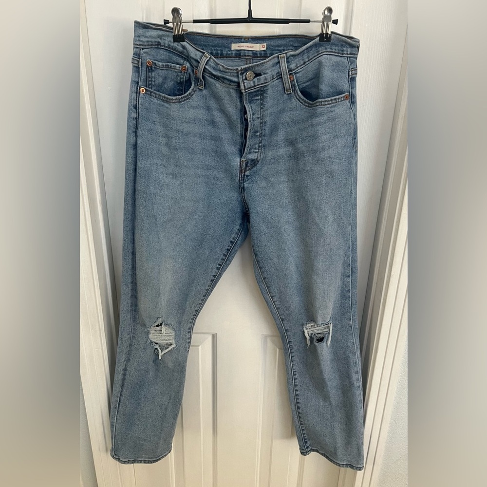 Levi's Wedgie Straight Jeans Ankle Light Wash Denim 32 x 28 Taylor Swift! 🎶